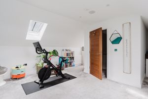 Bed 5- click for photo gallery